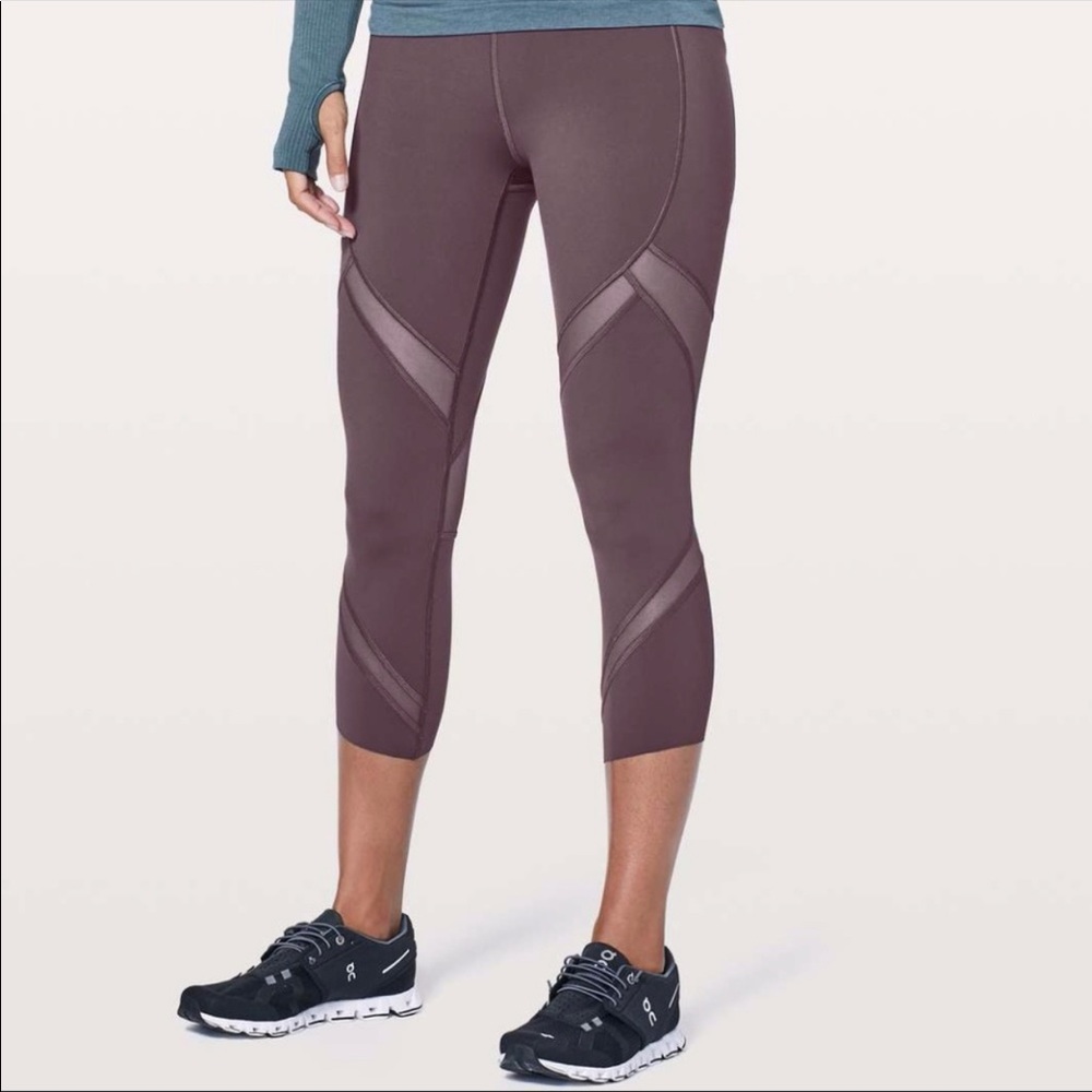 Lululemon On Pace Crop 21" Inseam Leggings